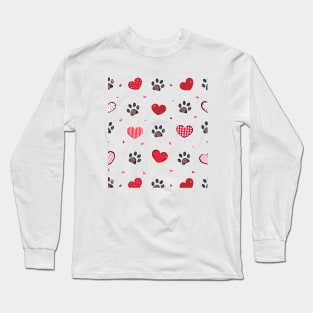 Black doodle paw print with retro beautiful hearts Long Sleeve T-Shirt